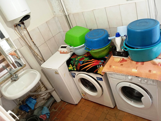 Продам комнату в 7-комн. квартире, 2-я Заводская ул, 17, Красково п