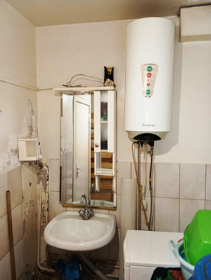 Продам комнату в 7-комн. квартире, 2-я Заводская ул, 17, Красково п