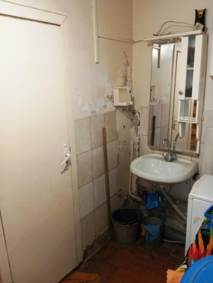 Продам комнату в 7-комн. квартире, 2-я Заводская ул, 17, Красково п