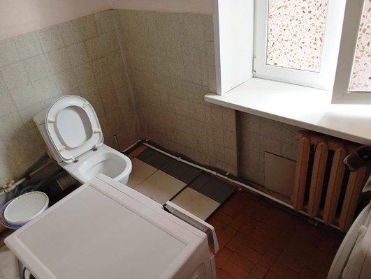 Продам комнату в 7-комн. квартире, 2-я Заводская ул, 17, Красково п