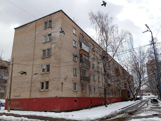 Продам комнату в 7-комн. квартире, 2-я Заводская ул, 17, Красково п
