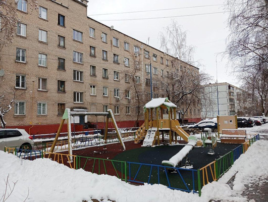 Продам комнату в 7-комн. квартире, 2-я Заводская ул, 17, Красково п