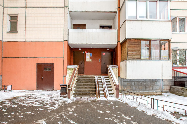 Продам двухкомнатную (2-комн.) квартиру, Народного Ополчения пр-кт, 237, Санкт-Петербург г