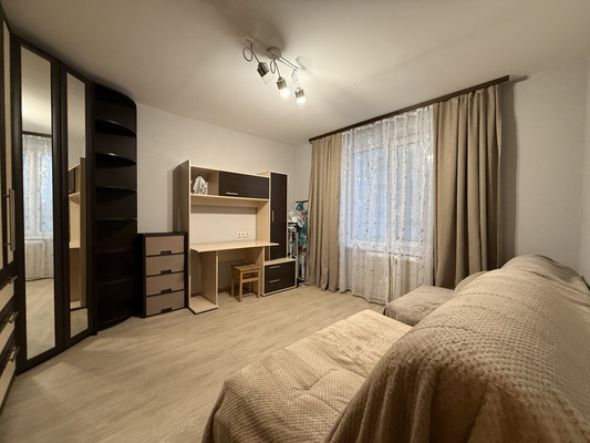 Продам двухкомнатную (2-комн.) квартиру, Песчаная ул, 4, Москва г