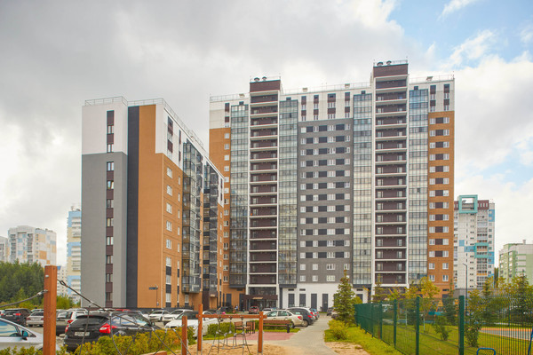 Продам трехкомнатную (3-комн.) , Краснопольский пр-кт, 24, Челябинск г
