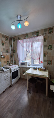 Продам двухкомнатную (2-комн.) квартиру, Морская ул, 82, Волгодонск г