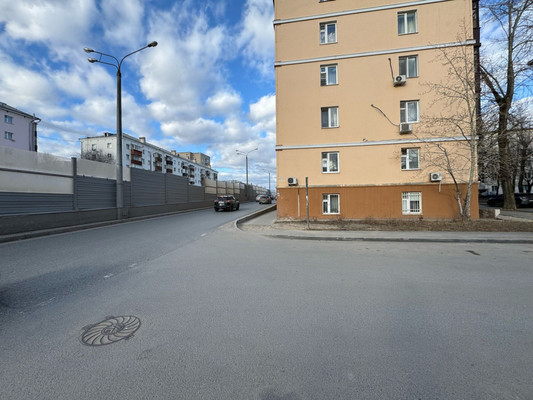 Продам двухкомнатную (2-комн.) квартиру, Декабристов ул, 121, Казань г