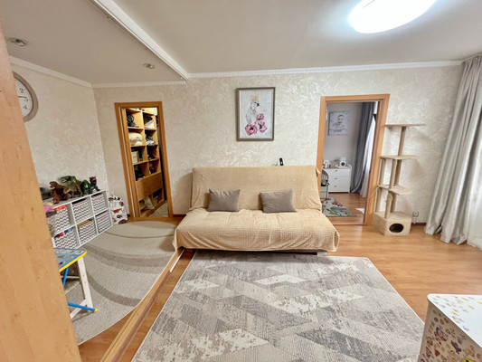 Продам двухкомнатную (2-комн.) квартиру, Победы ул, 34, Нижний Тагил г