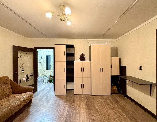 Продам многокомнатную квартиру, Народный б-р, 12к1, Рязань г
