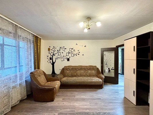 Продам многокомнатную квартиру, Народный б-р, 12к1, Рязань г