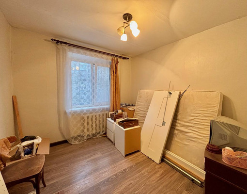 Продам многокомнатную квартиру, Народный б-р, 12к1, Рязань г