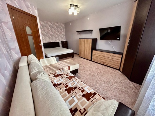 Продам однокомнатную (1-комн.) квартиру, Чкалова ул, 7б, Казань г