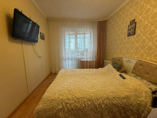 Продам трехкомнатную (3-комн.) квартиру, Ноксинский Спуск ул, 16, Казань г