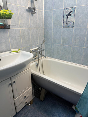 Продам трехкомнатную (3-комн.) квартиру, Ноксинский Спуск ул, 16, Казань г