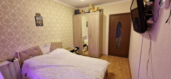 Продам трехкомнатную (3-комн.) квартиру, Ноксинский Спуск ул, 16, Казань г
