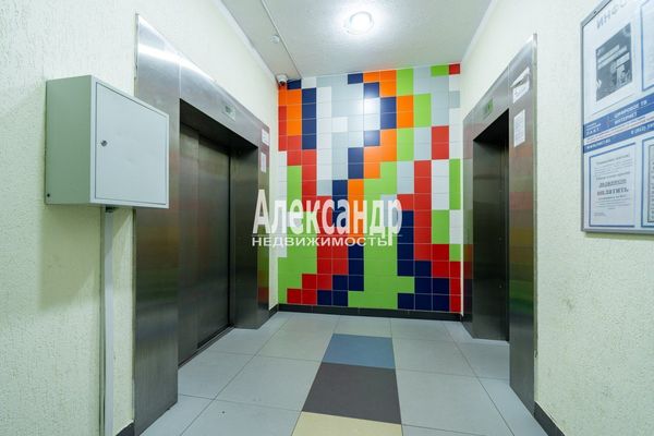 Продам однокомнатную (1-комн.) квартиру, Шувалова ул, 13/10, Мурино п