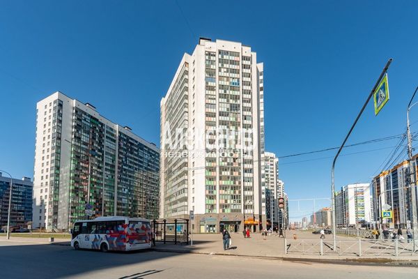 Продам однокомнатную (1-комн.) квартиру, Шувалова ул, 13/10, Мурино п