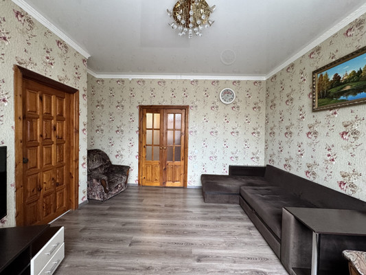 Продам многокомнатную квартиру, Фокина ул, 32, Радица-Крыловка рп