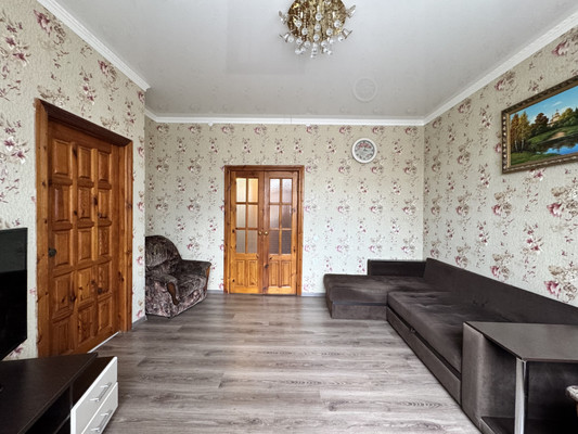 Продам многокомнатную квартиру, Фокина ул, 32, Радица-Крыловка рп