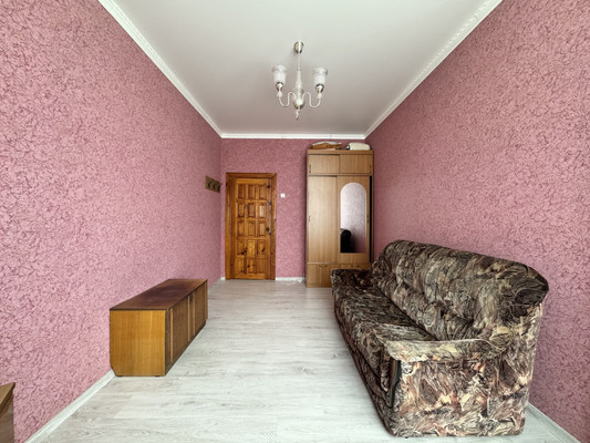 Продам многокомнатную квартиру, Фокина ул, 32, Радица-Крыловка рп