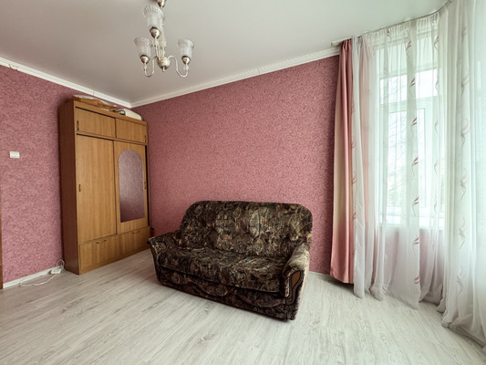 Продам многокомнатную квартиру, Фокина ул, 32, Радица-Крыловка рп