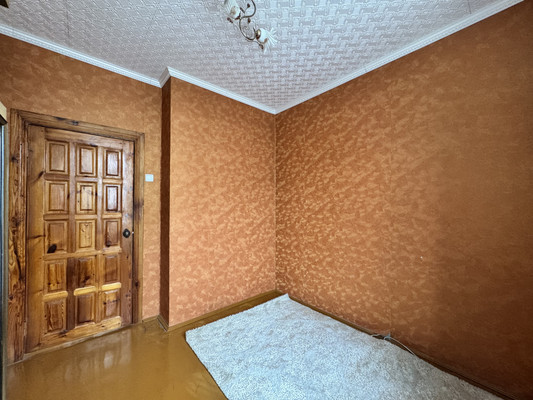 Продам многокомнатную квартиру, Фокина ул, 32, Радица-Крыловка рп
