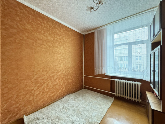 Продам многокомнатную квартиру, Фокина ул, 32, Радица-Крыловка рп