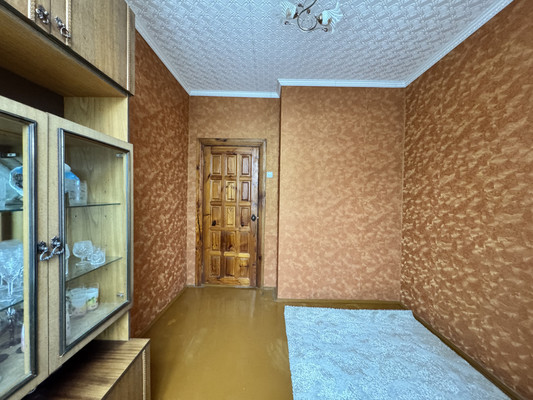 Продам многокомнатную квартиру, Фокина ул, 32, Радица-Крыловка рп