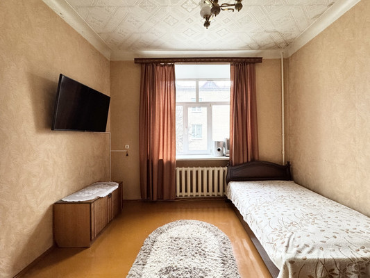 Продам многокомнатную квартиру, Фокина ул, 32, Радица-Крыловка рп