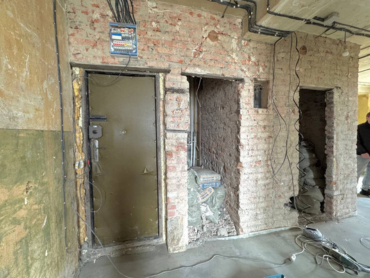 Продам трехкомнатную (3-комн.) квартиру, Красных Зорь ул, 25, Ростов-на-Дону г