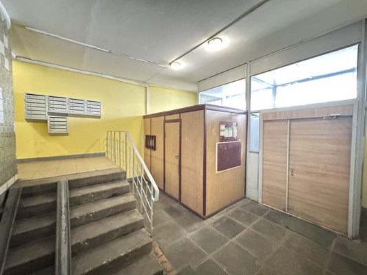Продам трехкомнатную (3-комн.) квартиру, Юбилейная ул, 25, Люберцы г