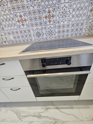 Продам двухкомнатную (2-комн.) квартиру, Айвазовского ул, 16, Казань г