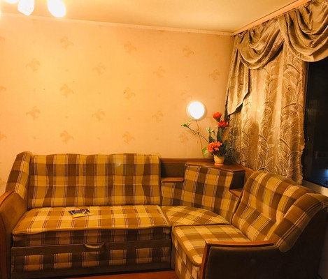 Продам двухкомнатную (2-комн.) квартиру, Героев-североморцев пр-кт, 55, Мурманск г