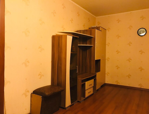 Продам двухкомнатную (2-комн.) квартиру, Героев-североморцев пр-кт, 55, Мурманск г