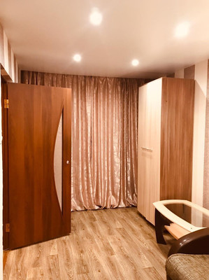 Продам двухкомнатную (2-комн.) квартиру, Героев-североморцев пр-кт, 55, Мурманск г