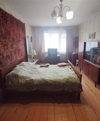 Продам трехкомнатную (3-комн.) квартиру, 9-й мкр, 24, Липецк г
