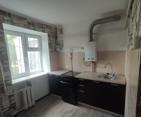Продам двухкомнатную (2-комн.) квартиру, Строительная ул, 12, Саки г