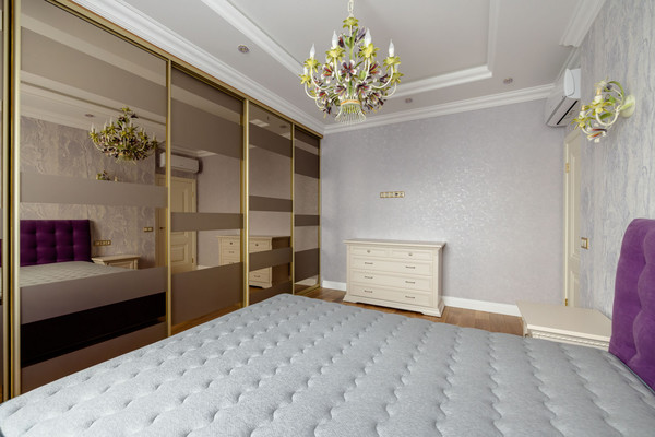 Сдам трехкомнатную (3-комн.) квартиру, Староалексеевская ул, 5а, Москва г
