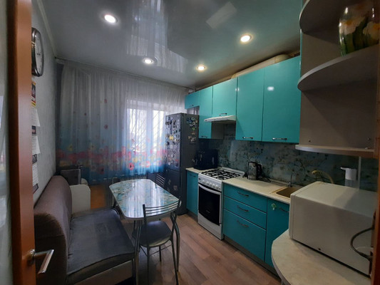 Продам трехкомнатную (3-комн.) квартиру, Голубятникова ул, 30, Казань г