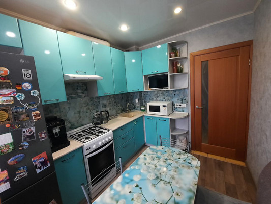 Продам трехкомнатную (3-комн.) квартиру, Голубятникова ул, 30, Казань г
