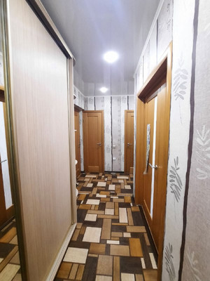 Продам трехкомнатную (3-комн.) квартиру, Голубятникова ул, 30, Казань г