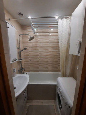 Продам трехкомнатную (3-комн.) квартиру, Голубятникова ул, 30, Казань г