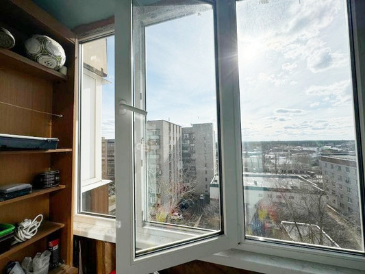 Продам трехкомнатную (3-комн.) квартиру, Ютазинская ул, 14, Казань г