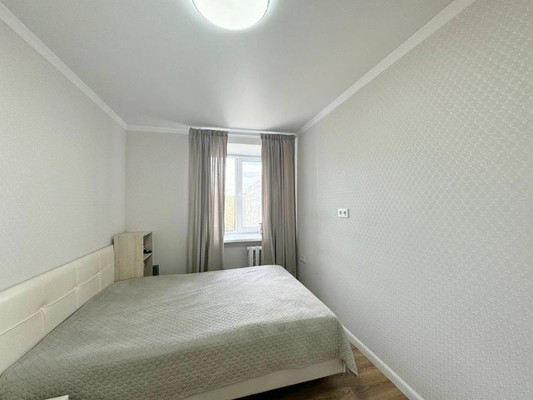 Продам трехкомнатную (3-комн.) квартиру, Ютазинская ул, 14, Казань г