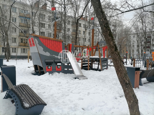 Продам двухкомнатную (2-комн.) квартиру, 7-я Парковая ул, 2к2, Москва г