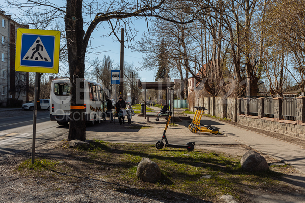 Продам трехкомнатную (3-комн.) квартиру, Подполковника Емельянова ул, 46 , Калининград г