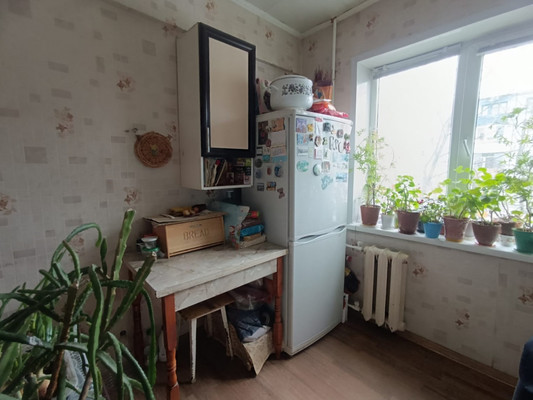 Продам двухкомнатную (2-комн.) квартиру, Литейная ул, 66/87, Брянск г