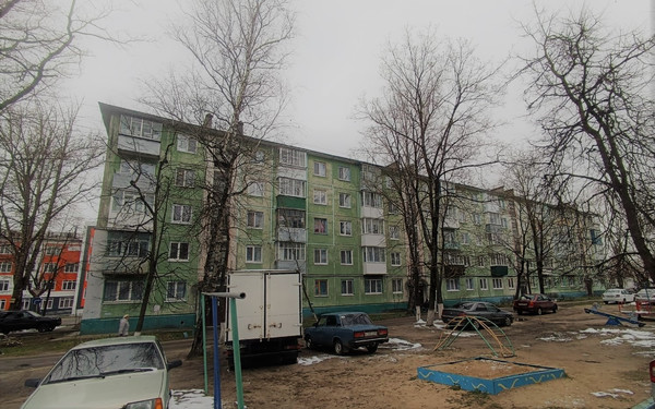 Продам двухкомнатную (2-комн.) квартиру, Литейная ул, 66/87, Брянск г