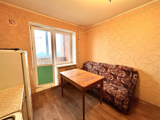 Продам однокомнатную (1-комн.) квартиру, Семчинская ул, 11, Рязань г