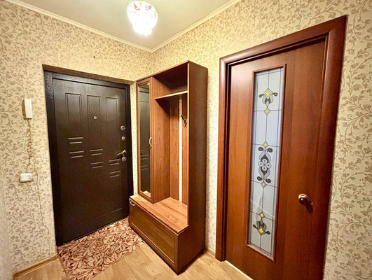 Продам однокомнатную (1-комн.) квартиру, Семчинская ул, 11, Рязань г